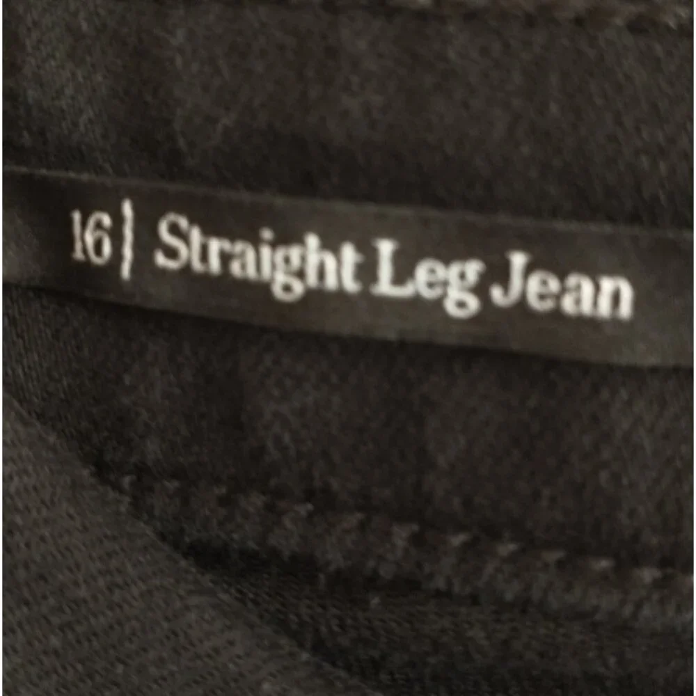 Talbots Women's Jeans Straight Leg High Rise Stretch Black Denim - 16 (38 x30.5) - Picture 4 of 8